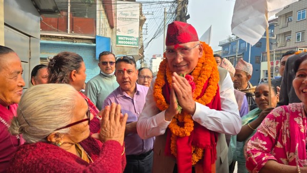 रुपन्देही–२ मा एमालेको उत्साहजनक घरदैलो, जेनजी उमेर समूहदेखि पाका पुस्तासम्मको साथ