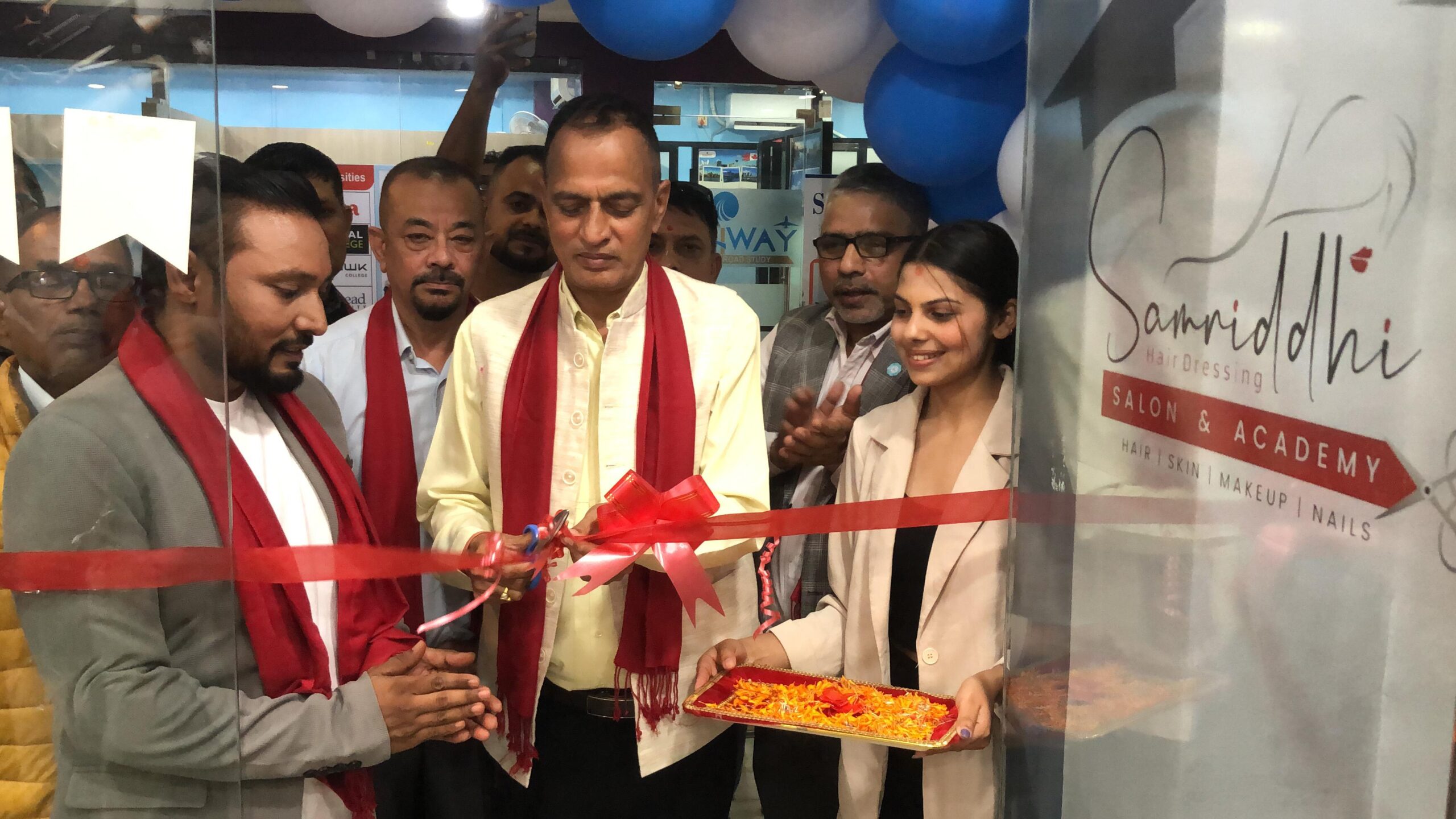 बुटवलका युवा ठाकुरले गरे समृद्धी एकेडेमी उद्घाटन, ३० लाख एकल लगानी