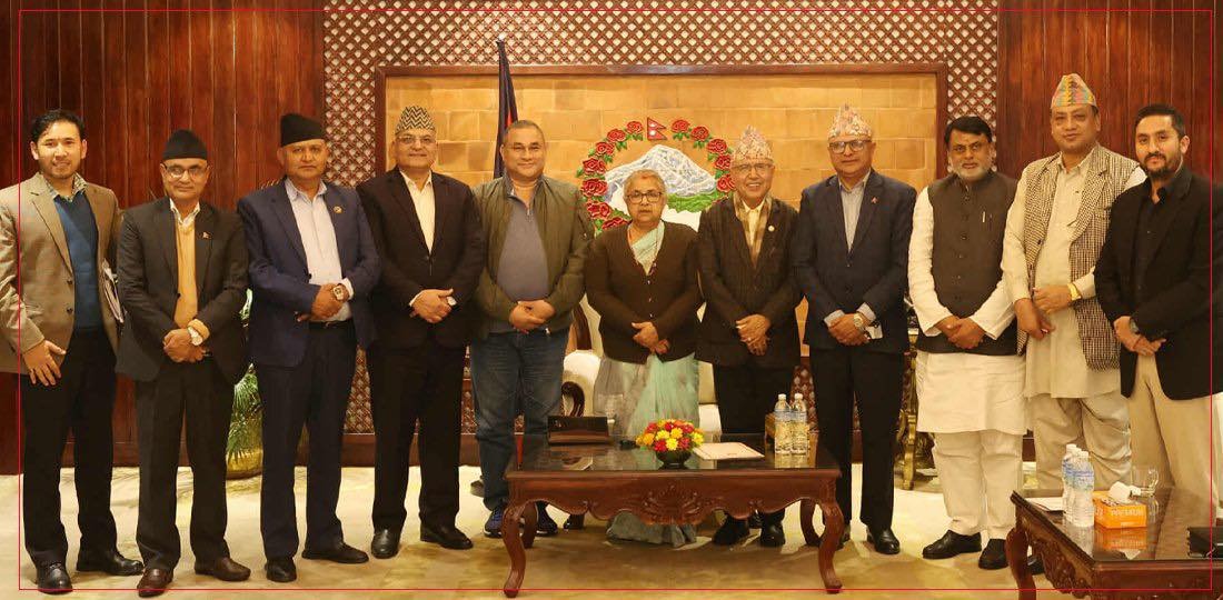 प्रधानमन्त्रीको छलफलमा लुम्बिनीका मुख्यमन्त्री आचार्य सहभागी